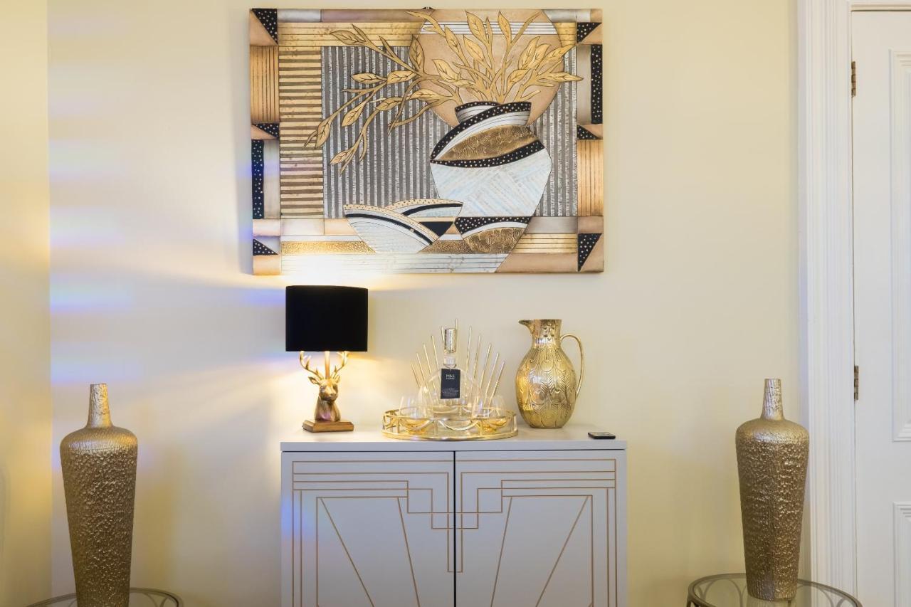 Marks At The Manor Luxury Riverside Apartments - Sleeps Up To 4, With Parking And Sky Tv أبردين المظهر الخارجي الصورة